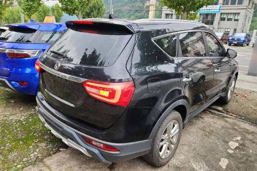 DongFeng 2017 Dongfeng Fengguang 580 1.5T CVT Comfort