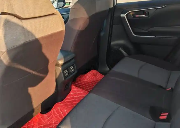 Toyota 2021 Toyota RAV4  2.0L CVT 2WD Fashion Edition