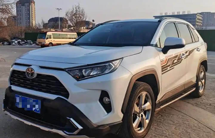 Toyota 2021 Toyota RAV4  2.0L CVT 2WD Fashion Edition