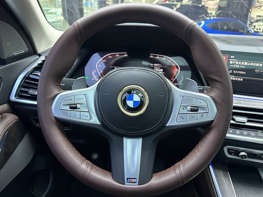 BMW 2022 BMW X5 xDrive30Li M Sport Package