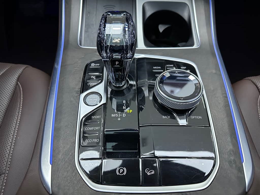 BMW 2022 BMW X5 xDrive30Li M Sport Package