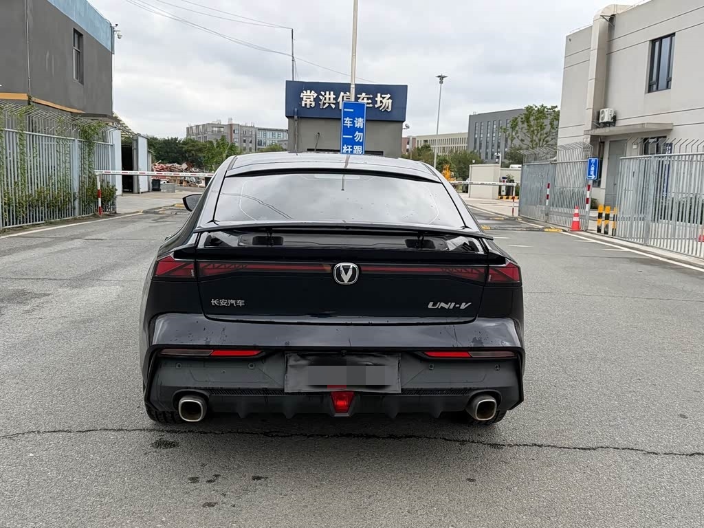 Changan 2023 Changan UNI-V 1.5T Premium Type