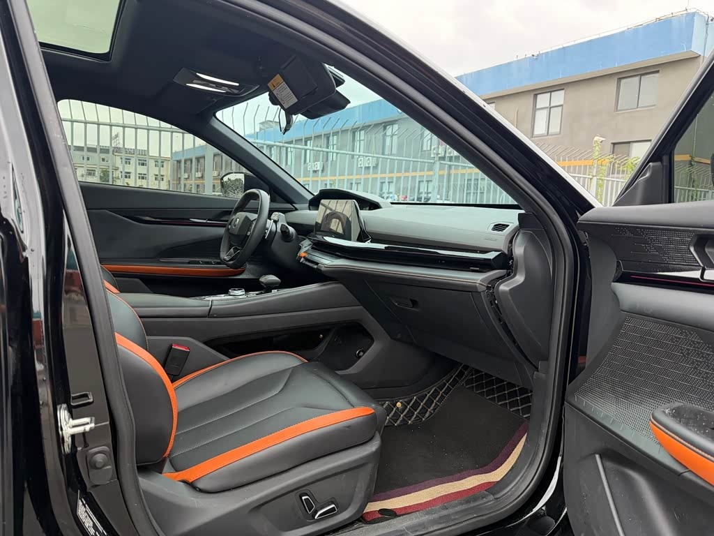 Changan 2023 Changan UNI-V 1.5T Premium Type