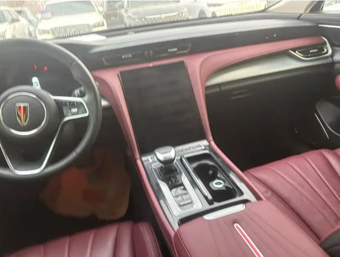 Hongqi 2023 Hongqi H5  1.5T DCT Zhilian Qiyun Edition