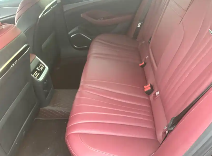 Hongqi 2023 Hongqi H5  1.5T DCT Zhilian Qiyun Edition