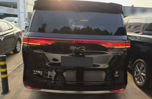 BYD 2025 BYD Xia DM-i 1.5T 180km Beyond Edition