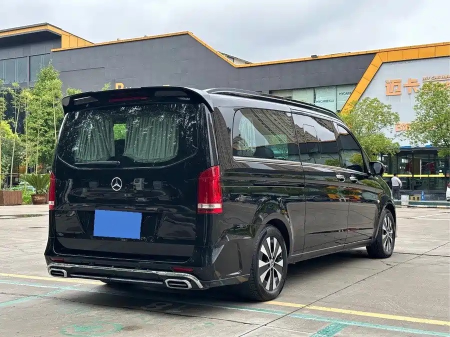 Mercedes-Benz Mercedes-Benz V-Class 2023 2.0T Business Edition 7-Seater