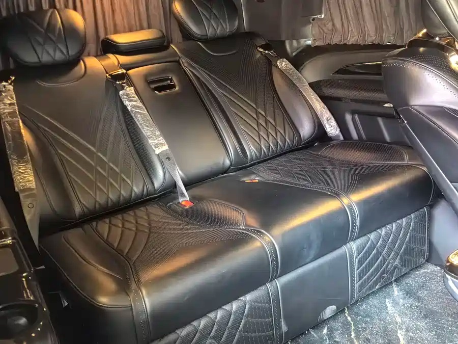 Mercedes-Benz Mercedes-Benz V-Class 2023 2.0T Business Edition 7-Seater