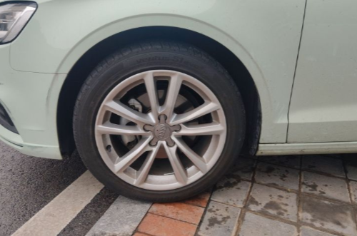 Audi 2018 Audi A3 30th Anniversary Limousine 35 TFSI Attraction