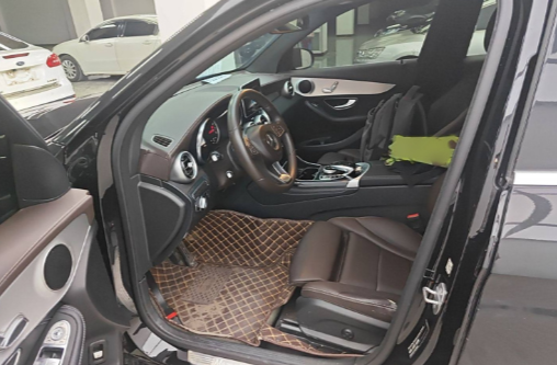 Mercedes-Benz 2019 Mercedes-Benz GLC 200 L 4MATIC