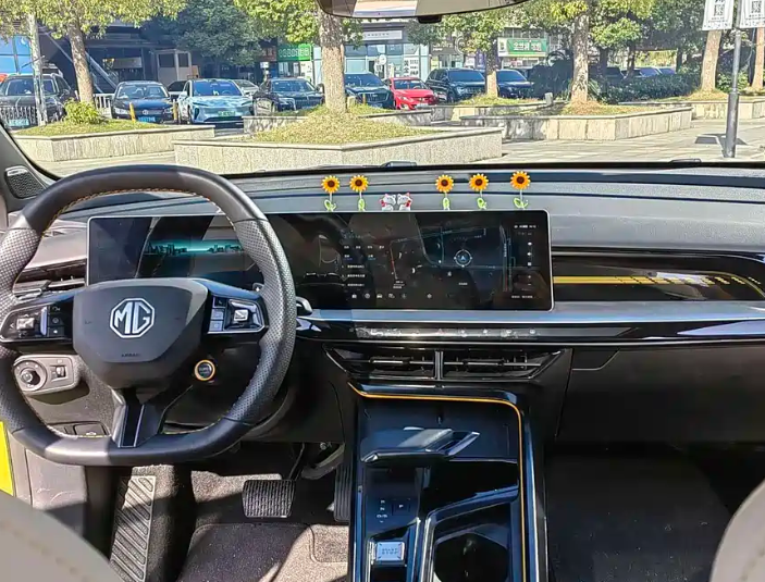 MG 2022 MG5 Scorpio  1.5T Luxury Edition