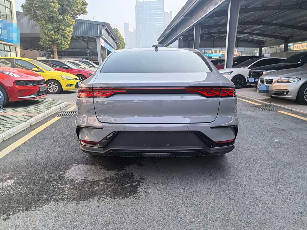 BYD 2025 BYD Song L EV 701km LiDAR Intelligent Driving Type