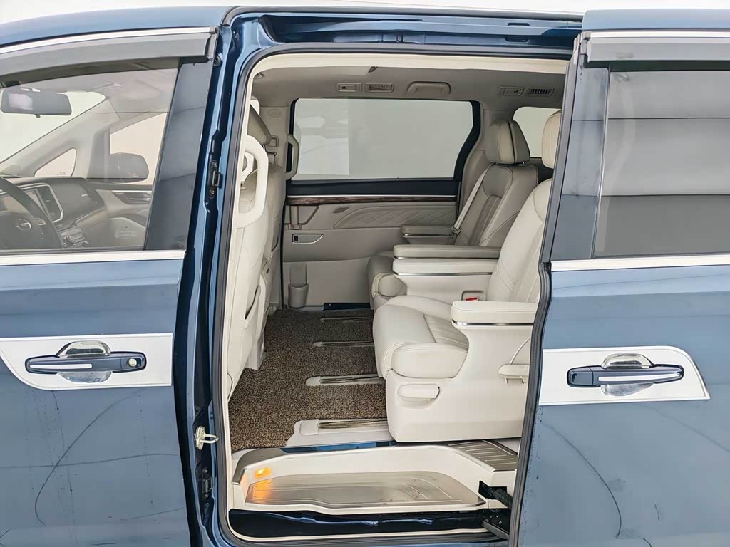 GAC Trumpchi 2018 GAC Trumpchi M8 320T Premium Edition