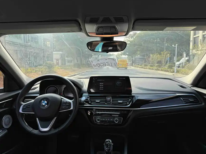 2023 BMW 1 серии 120i M Sport