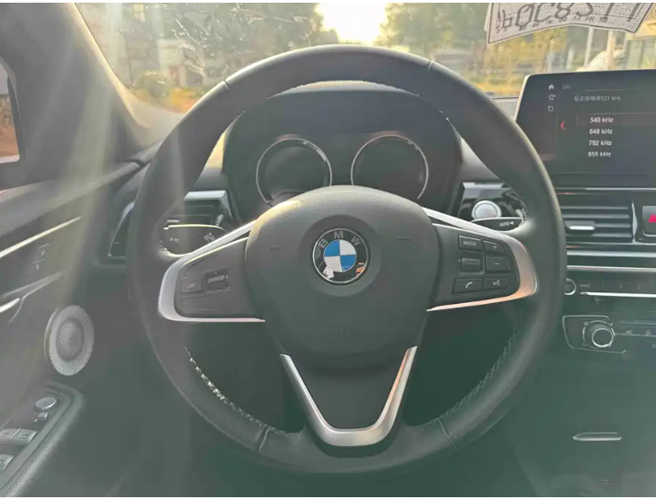 2023 BMW 1 серии 120i M Sport