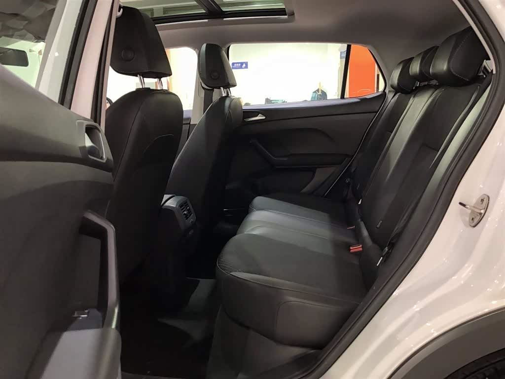 2023 Volkswagen Tacqua 200TSI DSG Comfort & Connected Edition