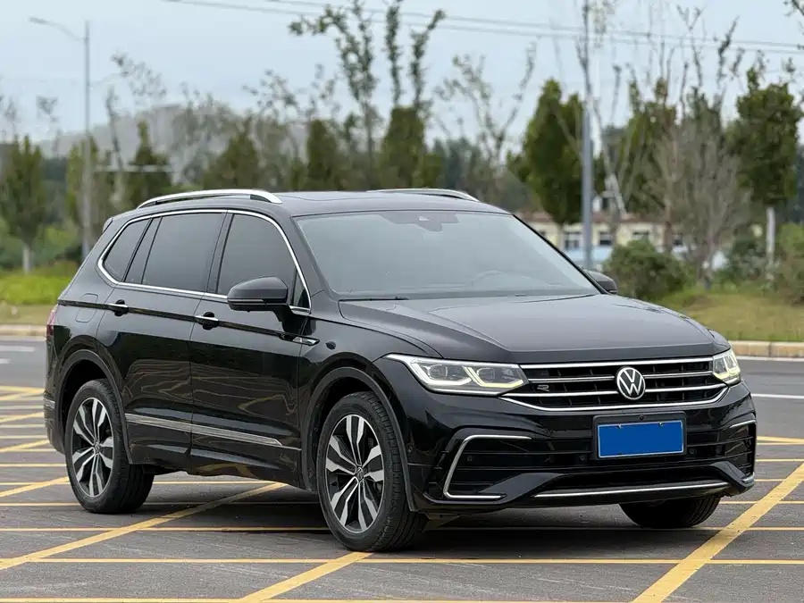 Volkswagen Tiguan L 2022 330TSI Automatic 2WD R-Line Flagship Edition