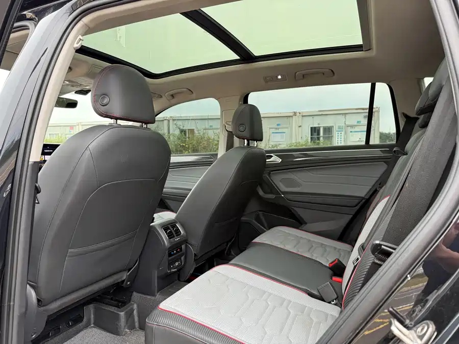 Volkswagen Volkswagen Tiguan L 2022 330TSI Automatic 2WD R-Line Flagship Edition