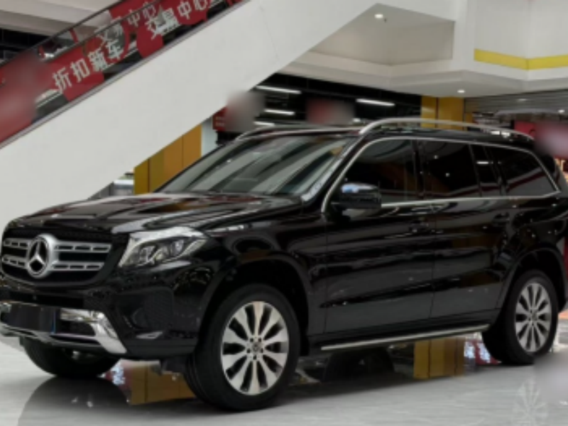 2017 مرسيدس-بنز جي إل إس 2017 جي إل إس 400 4MATIC فاشن
