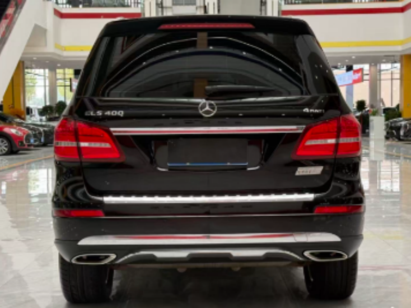 2017 مرسيدس-بنز جي إل إس 2017 جي إل إس 400 4MATIC فاشن