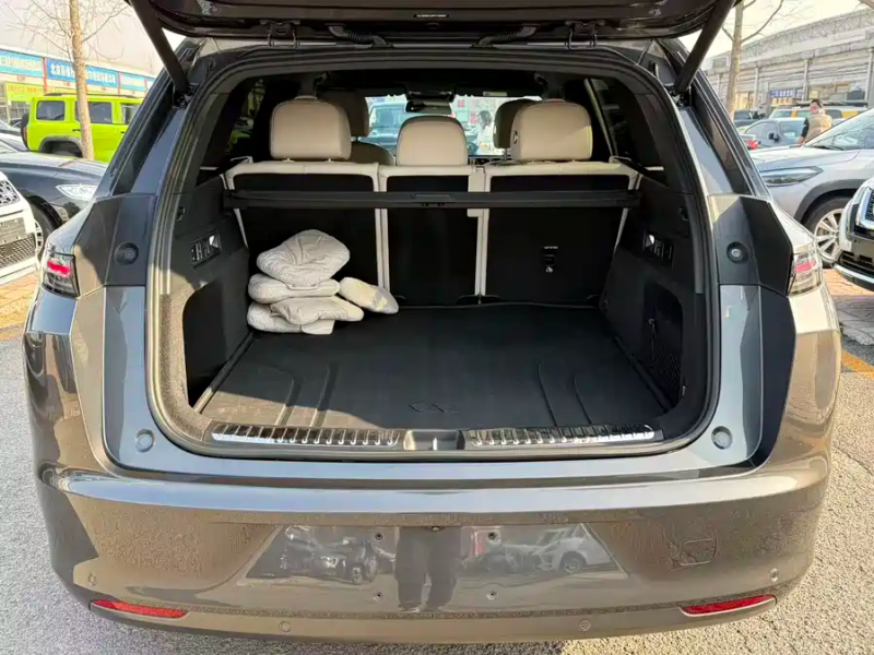 2023 Li Auto L7 Pro