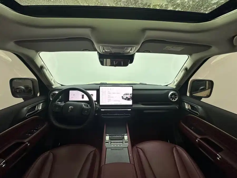 Tank 2025 GWM Tank 300 New Energy Hi4-T 37.1kWh