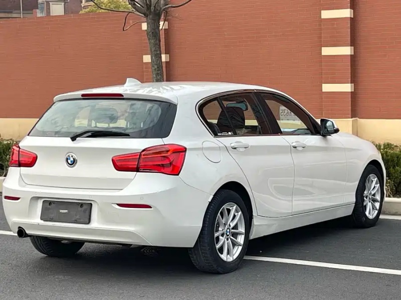 BMW BMW 1 Series (Imported) 2016 118i Leading Edition