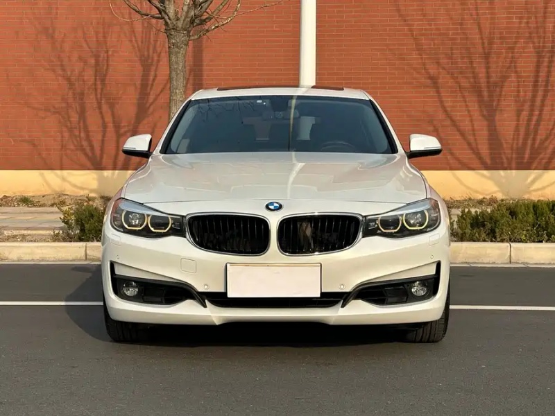 BMW Série 3 GT 2016 320i Edição Fashion