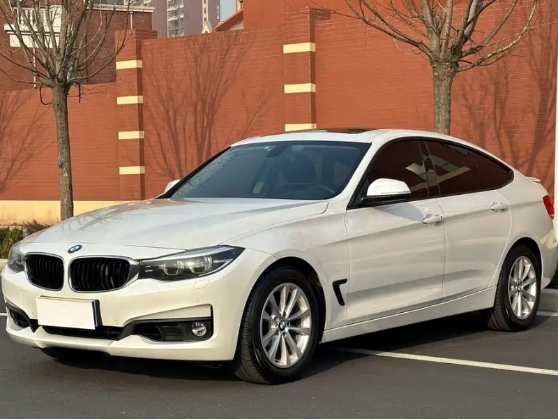 BMW Série 3 GT 2016 320i Edição Fashion