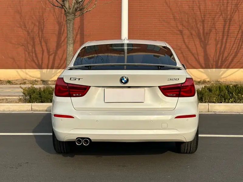 BMW BMW 3 Series GT 2016 320i Fashion Edition