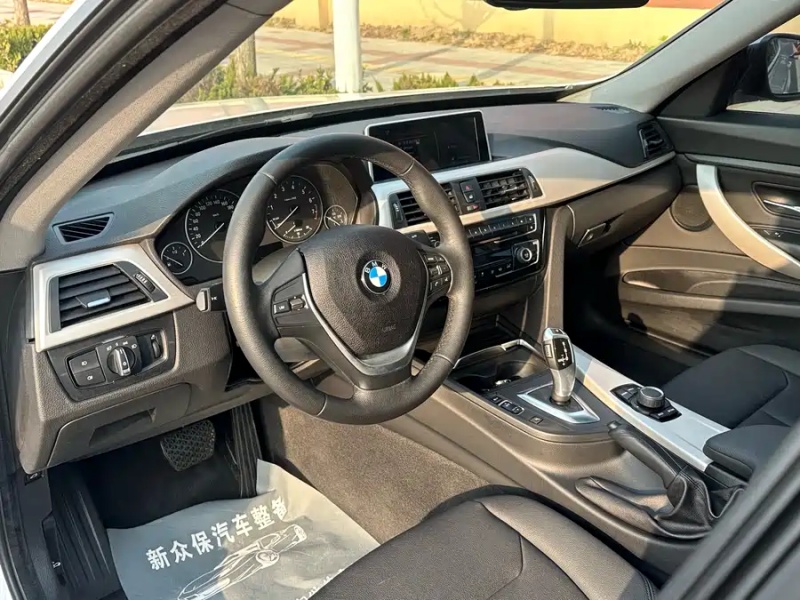 BMW BMW 3 Series GT 2016 320i Fashion Edition