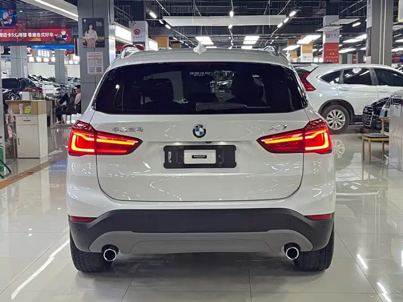 BMW BMW X1 2018 sDrive20Li Leading Edition