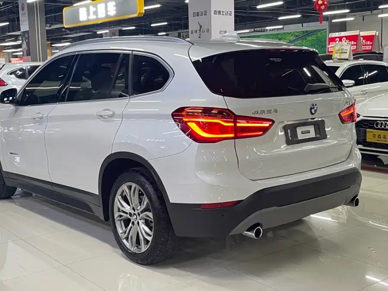 BMW BMW X1 2018 sDrive20Li Leading Edition
