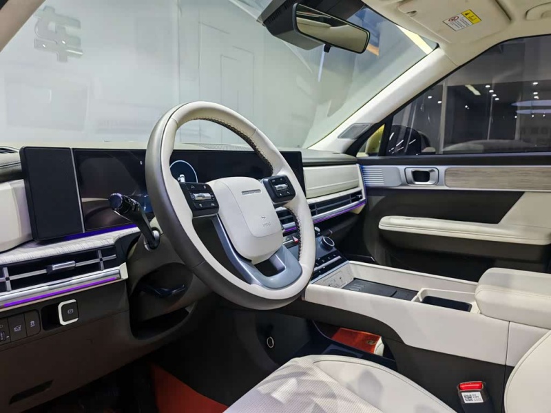 Hyundai Santa Fe 2024 2.0T Connoisseur Pro Max