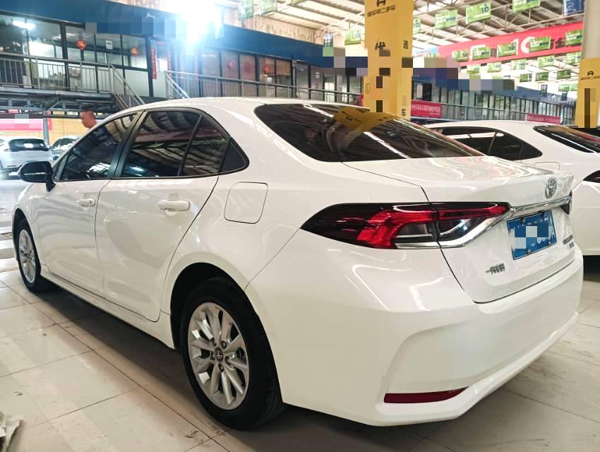 Тойота Королла 2023 1.2T S-CVT Элитная версия