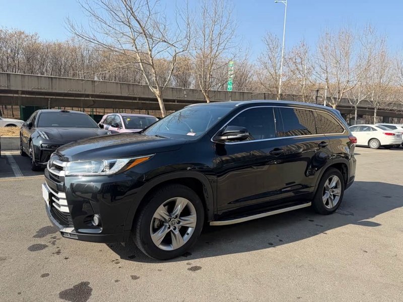 Highlander 2018 2.0T 4WD Luxury Edition 7-Seater National VI Emission Standard