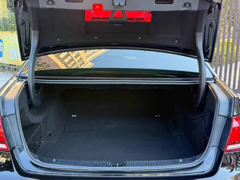 Mercedes-Benz Mercedes-Benz E-Class 2015 E320L Luxury 4MATIC