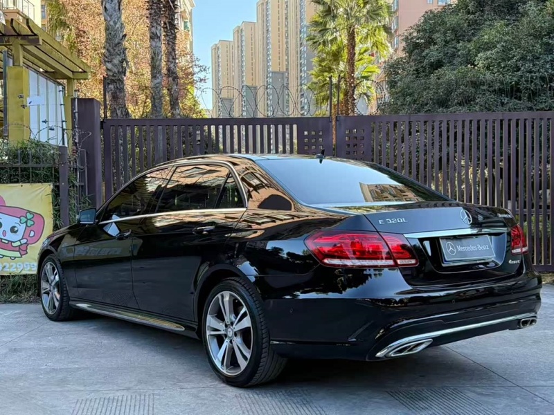 Mercedes-Benz Mercedes-Benz E-Class 2015 E320L Luxury 4MATIC