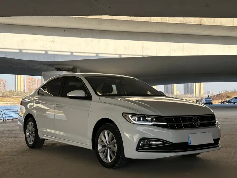  Volkswagen Bora 280TSI DSG Luxury