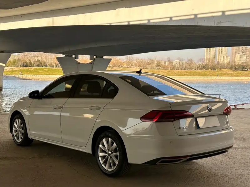  Volkswagen Bora 280TSI DSG Luxury