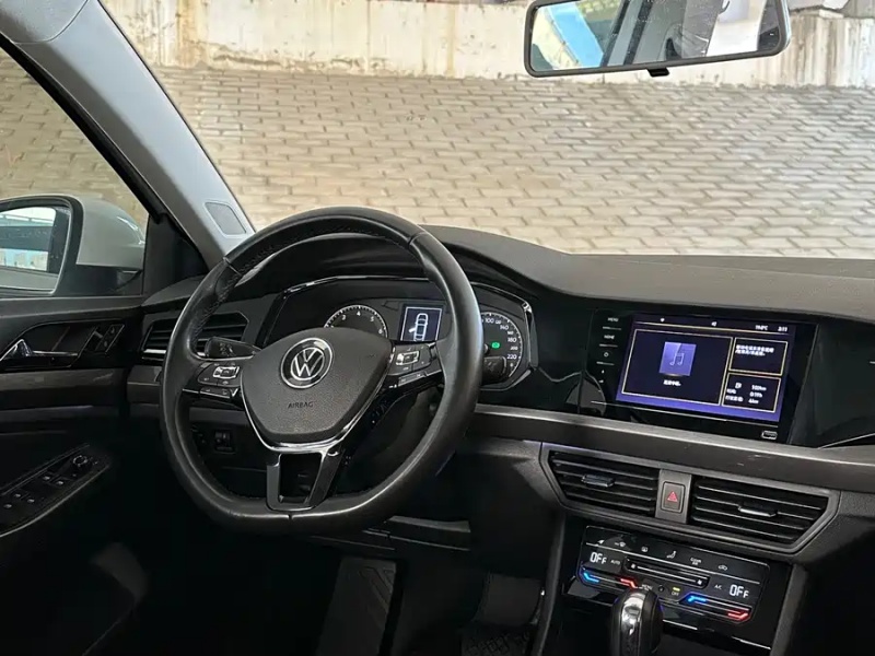  Volkswagen Bora 280TSI DSG Luxury