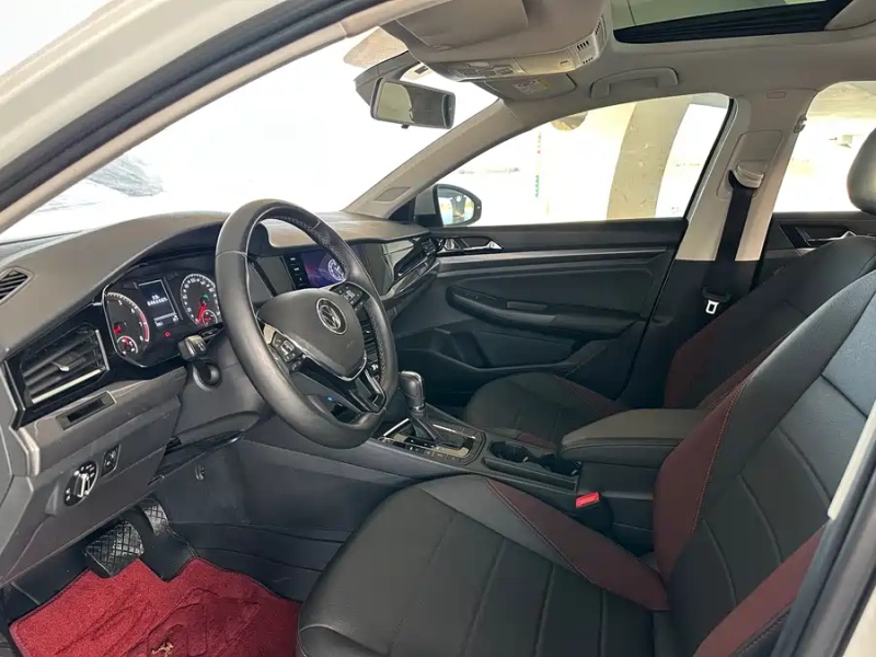 Volkswagen Bora 280TSI DSG Luxury