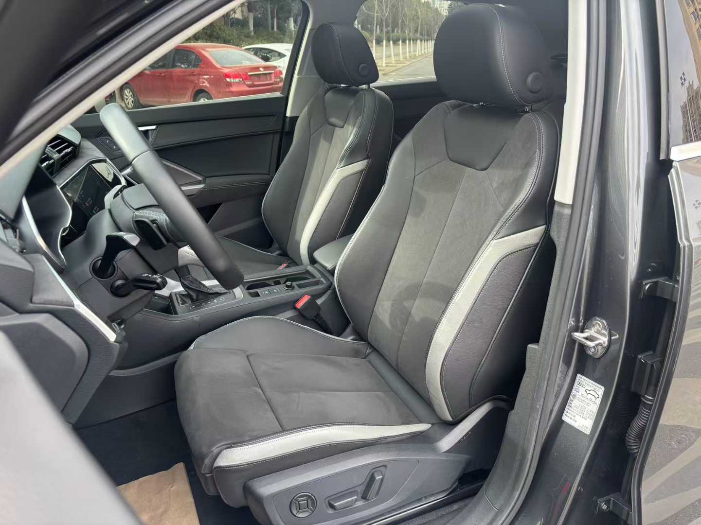 Audi 2022 Audi Q3 35 TFSI Dynamic