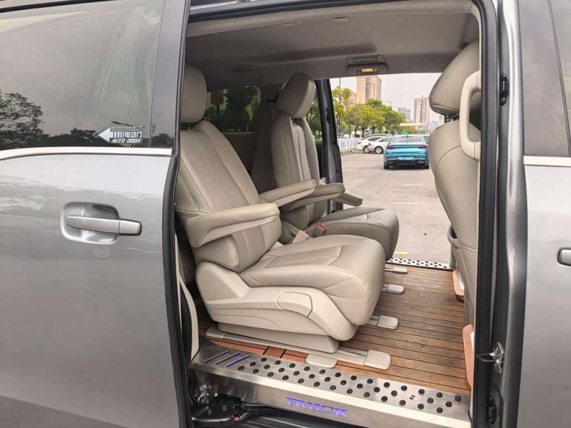 Buick Buick GL8 2023 Model Land Business Cabin Intelligent Enjoyment Version