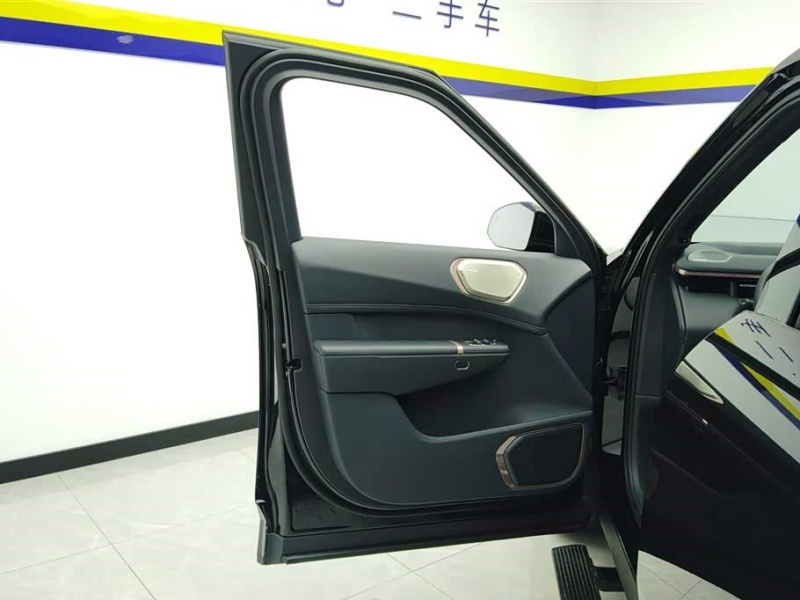 LYNK & CO LYNK & CO 900 2025 Model 2.0T Ultra