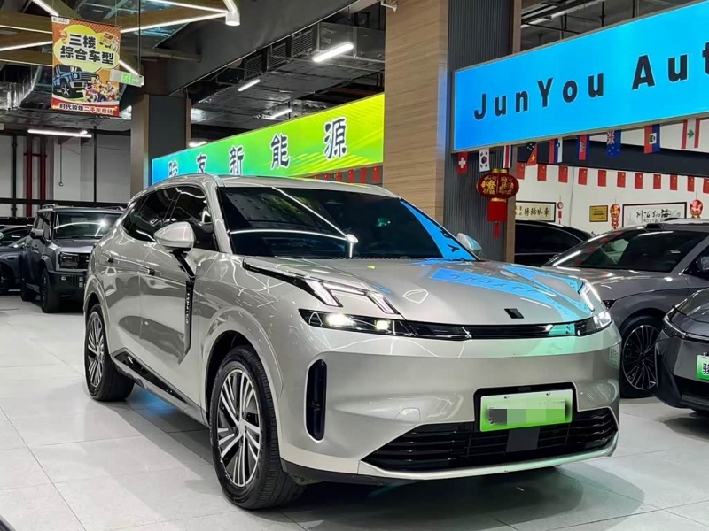 LYNK & CO Lynk & Co 08 EM-P2025 120km long endurance Pro