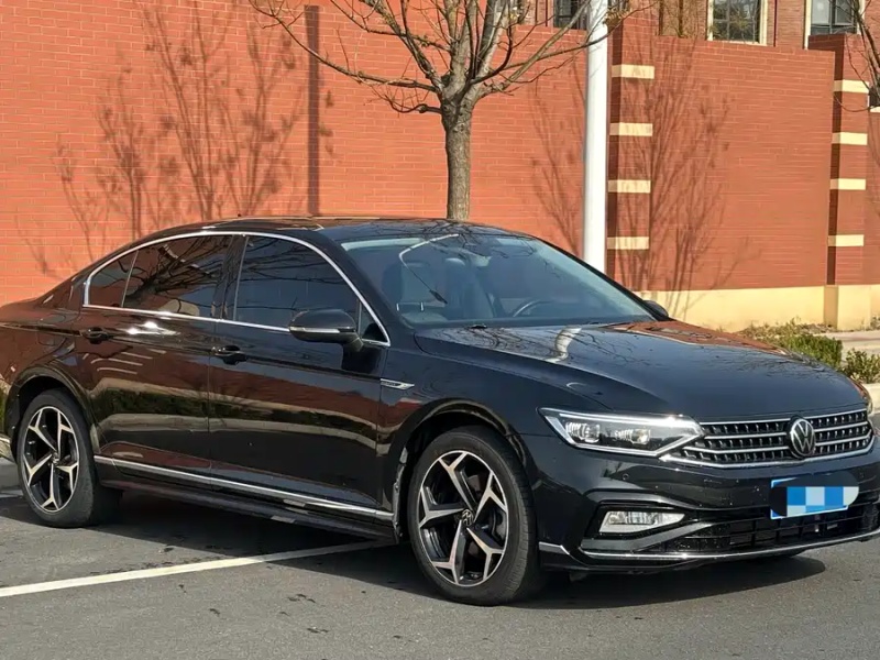 Volkswagen Magotan 2023 2 Million Anniversary Edition 330TSI DSG Luxury