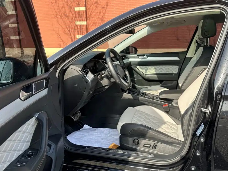 Volkswagen Volkswagen Magotan 2023 2 Million Anniversary Edition 330TSI DSG Luxury