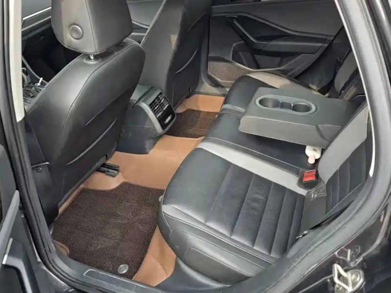 Volkswagen Volkswagen Sagitar 2022 280TSI DSG Overtaking Edition