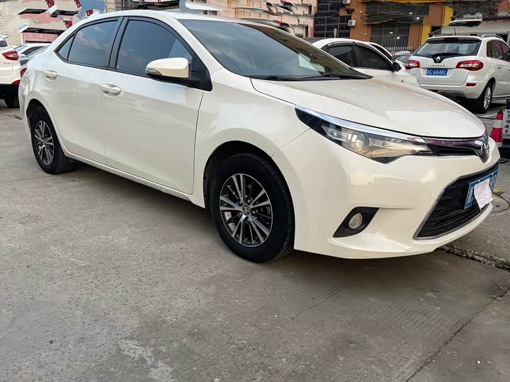 2016 Toyota Corolla 1.6L CVT SE edition